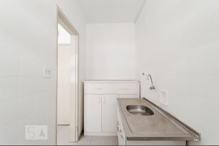 Cozinha de apartamento para alugar com 1 quarto, 44m² em República, São Paulo