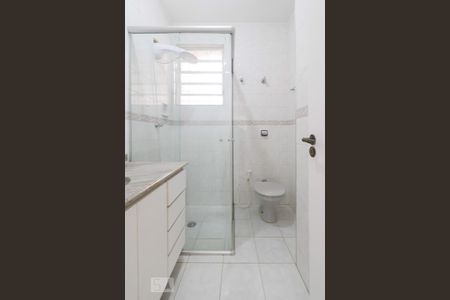 Casa para alugar com 526m², 4 quartos e 5 vagas Casa para alugar com 526m², 4 quartos e 5 vagasSuíte