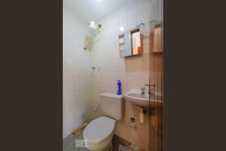 Casa para alugar com 526m², 4 quartos e 5 vagas Casa para alugar com 526m², 4 quartos e 5 vagasBanheiro 4