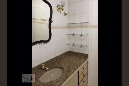 Apartamento à venda com 80m², 2 quartos e sem vagaBanheiro