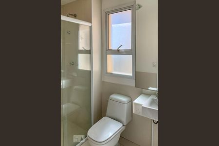 Banheiro do Corredor de apartamento para alugar com 2 quartos, 89m² em Alphaville Conde Ii, Barueri