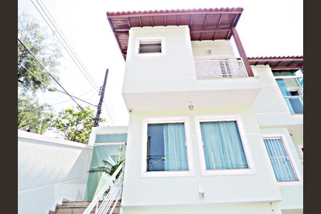 Casa à venda com 134m², 3 quartos e 3 vagasFachada