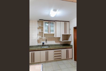 Apartamento para alugar com 80m², 2 quartos e 1 vaga Apartamento para alugar com 80m², 2 quartos e 1 vagaCozinha