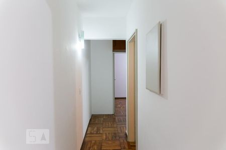 Corredor de apartamento para alugar com 2 quartos, 80m² em Vila Mariana, São Paulo