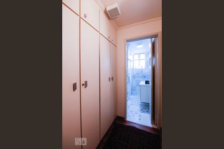 Apartamento para alugar com 145m², 4 quartos e 2 vagasCorredor