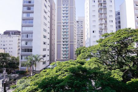 Vista Sala de apartamento à venda com 4 quartos, 145m² em Perdizes, São Paulo