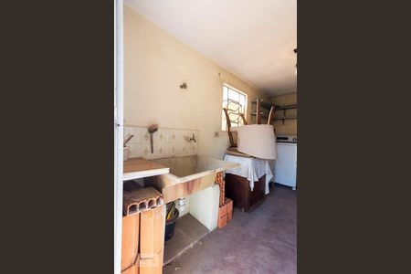 Casa para alugar com 80m², 2 quartos e 1 vagaÁrea de Serviço