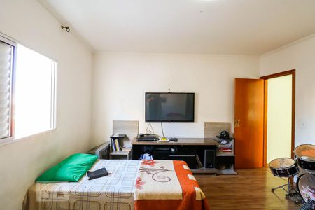 Suíte 1 de casa à venda com 3 quartos, 146m² em Vila Paiva, São Paulo