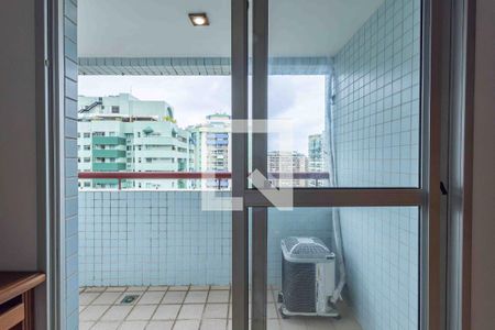 Apartamento para alugar com 77m², 2 quartos e 1 vagaVaranda do Quarto 1