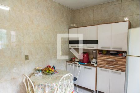 Casa à venda com 300m², 5 quartos e 5 vagasCasa 2 - cozinha