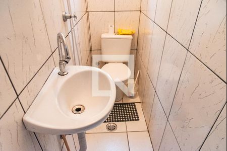 Casa à venda com 300m², 5 quartos e 5 vagasCasa 2 - banheiro da suíte