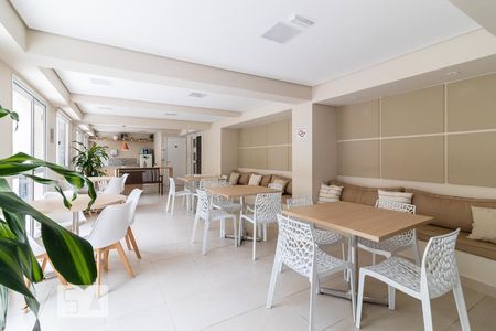 Studio à venda com 28m², 1 quarto e sem vagaSalão de festas