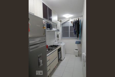 Cozinha de apartamento à venda com 2 quartos, 60m² em Jardim Guairaca, São Paulo