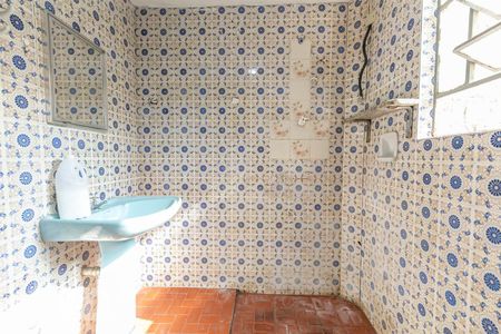 Banheiro de casa à venda com 1 quarto, 40m² em Vila Carolina, São Paulo
