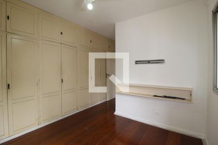 Apartamento à venda com 145m², 3 quartos e 2 vagasSuíte