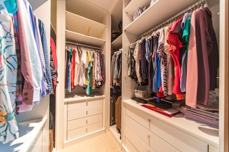 Apartamento à venda com 96m², 3 quartos e 3 vagasCloset do Quarto 3