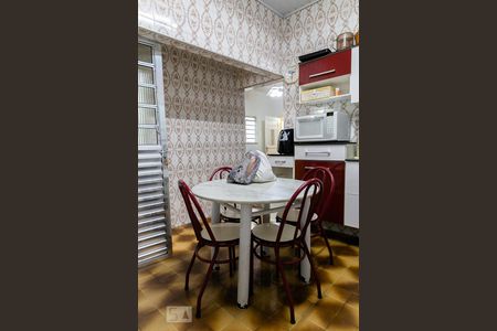 Casa à venda com 319m², 3 quartos e 3 vagas Casa à venda com 319m², 3 quartos e 3 vagasCozinha