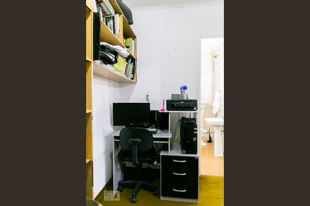 Casa à venda com 319m², 3 quartos e 3 vagas Casa à venda com 319m², 3 quartos e 3 vagasCorredor