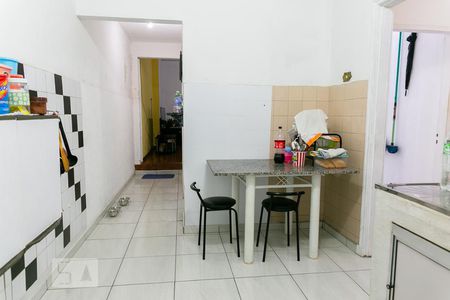 Casa à venda com 319m², 3 quartos e 3 vagas Casa à venda com 319m², 3 quartos e 3 vagasCozinha