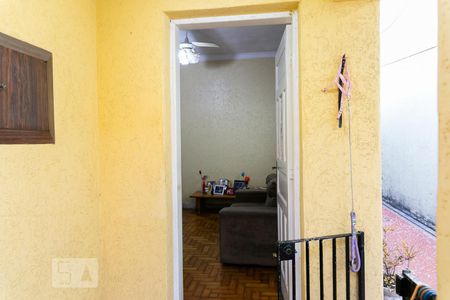 Casa à venda com 319m², 3 quartos e 3 vagas Casa à venda com 319m², 3 quartos e 3 vagasEntrada