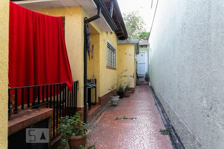 Casa à venda com 319m², 3 quartos e 3 vagas Casa à venda com 319m², 3 quartos e 3 vagasQuintal