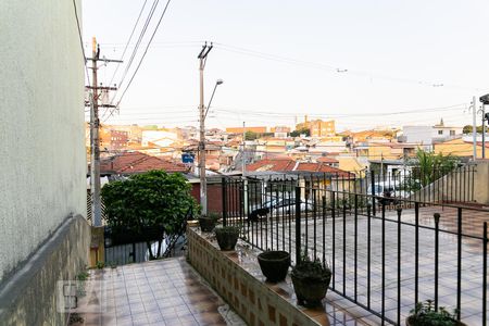 Casa à venda com 319m², 3 quartos e 3 vagas Casa à venda com 319m², 3 quartos e 3 vagasQuintal