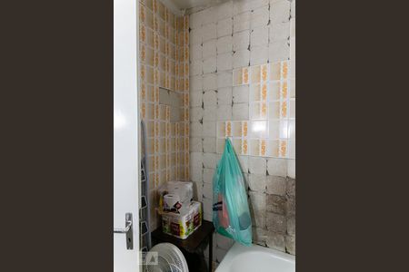 Casa à venda com 319m², 3 quartos e 3 vagas Casa à venda com 319m², 3 quartos e 3 vagasBanheiro