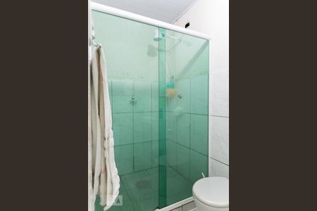 Casa à venda com 319m², 3 quartos e 3 vagas Casa à venda com 319m², 3 quartos e 3 vagasBanheiro