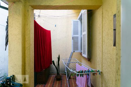 Casa à venda com 319m², 3 quartos e 3 vagas Casa à venda com 319m², 3 quartos e 3 vagasEntrada