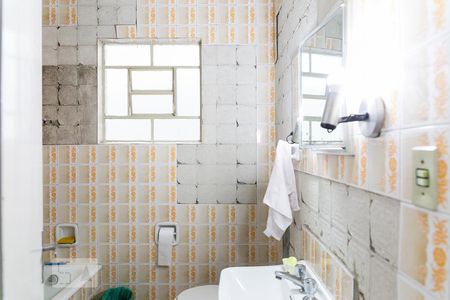 Casa à venda com 319m², 3 quartos e 3 vagas Casa à venda com 319m², 3 quartos e 3 vagasBanheiro