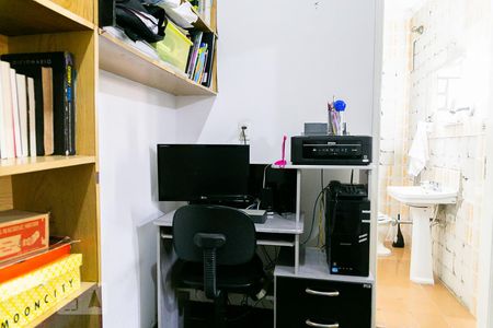 Casa à venda com 319m², 3 quartos e 3 vagas Casa à venda com 319m², 3 quartos e 3 vagasCorredor