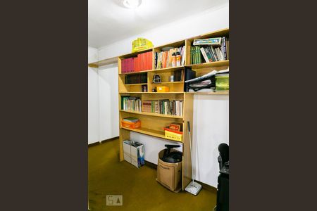 Casa à venda com 319m², 3 quartos e 3 vagas Casa à venda com 319m², 3 quartos e 3 vagasCorredor