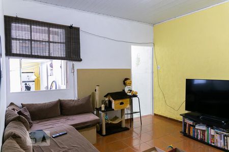 Casa à venda com 319m², 3 quartos e 3 vagas Casa à venda com 319m², 3 quartos e 3 vagasSala