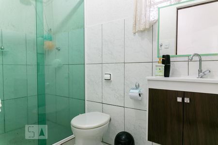 Casa à venda com 319m², 3 quartos e 3 vagas Casa à venda com 319m², 3 quartos e 3 vagasBanheiro