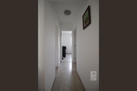 Corredor de apartamento para alugar com 2 quartos, 65m² em Vila Andrade, São Paulo