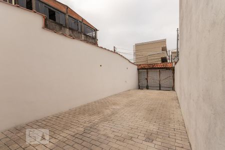 Casa à venda com 60m², 2 quartos e 3 vagas Casa à venda com 60m², 2 quartos e 3 vagasGaragem