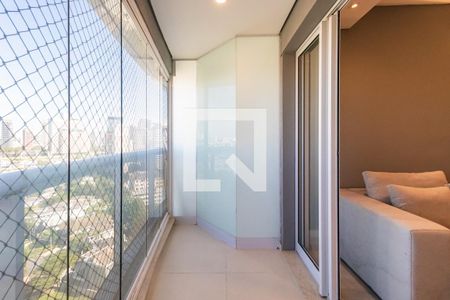 Sala de apartamento para alugar com 2 quartos, 70m² em Empresarial 18 do Forte, Barueri