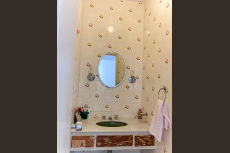Apartamento para alugar com 60m², 1 quarto e sem vagaBanheiro