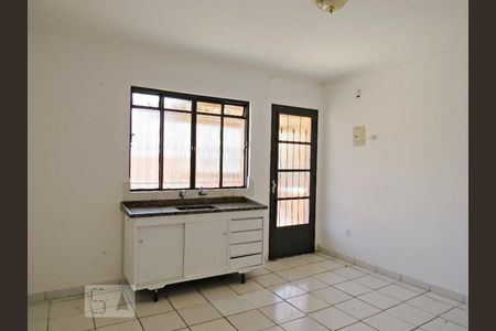 Casa para alugar com 100m², 2 quartos e sem vagaCozinha