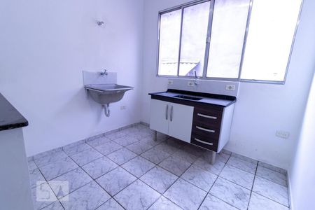 Cozinha e Área de Serviço de kitnet/studio para alugar com 1 quarto, 32m² em Vila Gomes Cardim, São Paulo