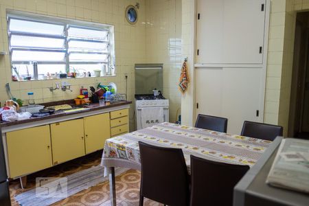 Casa à venda com 450m², 3 quartos e 8 vagasCozinha