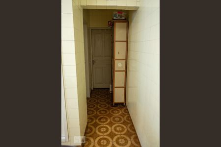 Casa à venda com 450m², 3 quartos e 8 vagasCorredor