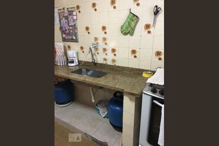 Apartamento à venda com 80m², 2 quartos e 1 vagaCozinha