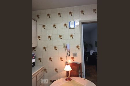 Apartamento à venda com 80m², 2 quartos e 1 vagaCozinha