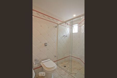 Apartamento à venda com 200m², 3 quartos e 3 vagasBanheiro da Suíte 1