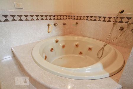 Apartamento à venda com 200m², 3 quartos e 3 vagasSuite Master - banheiro