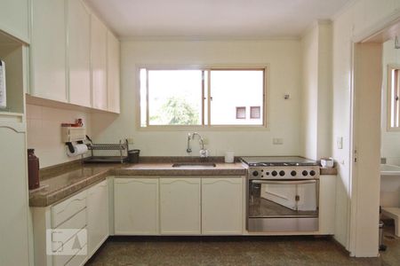 Apartamento à venda com 200m², 3 quartos e 3 vagasCozinha