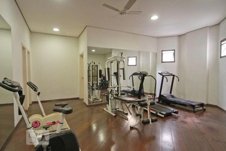 Apartamento à venda com 200m², 3 quartos e 3 vagasÁrea comum - Academia