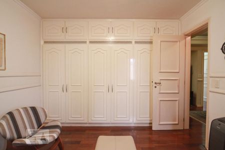 Apartamento à venda com 200m², 3 quartos e 3 vagasSuíte 1