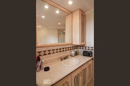 Apartamento à venda com 200m², 3 quartos e 3 vagasSuite Master - banheiro